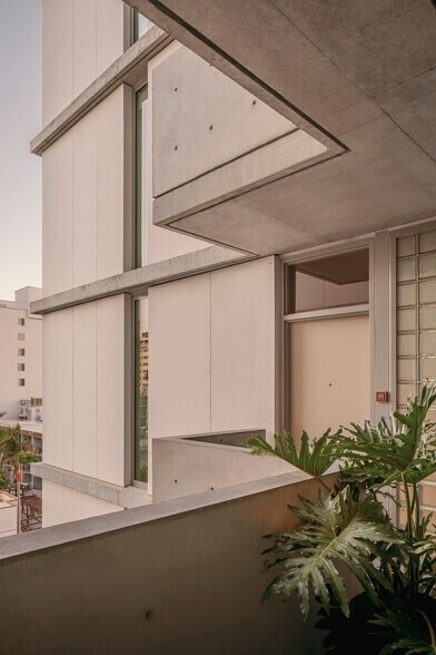 More Photos Of 2710 3rd Ave, San Diego Apartments For Sale