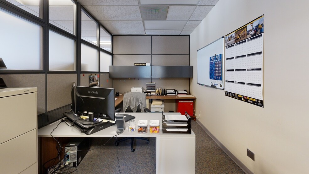 More Photos Of 3545 SW 6th St, Topeka Office For Lease