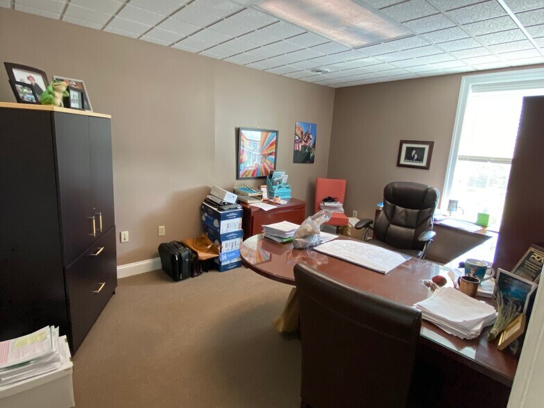 More Photos Of 110 Hopewell Rd, Downingtown Medical For Lease