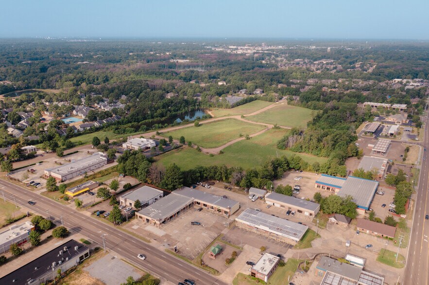 More Photos Of Harbour Pointe Crossing, Ridgeland Land For Sale