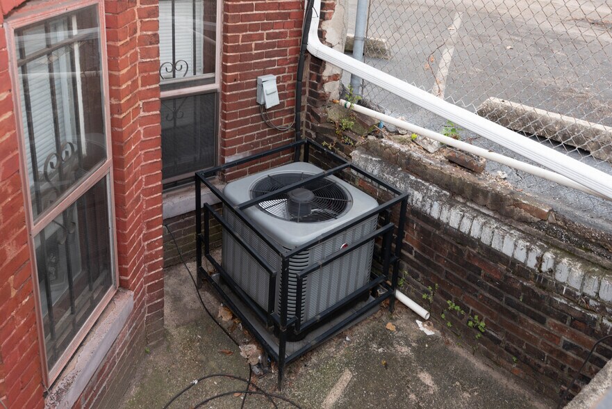 More Photos Of 50 W Biddle St, Baltimore Apartments For Sale