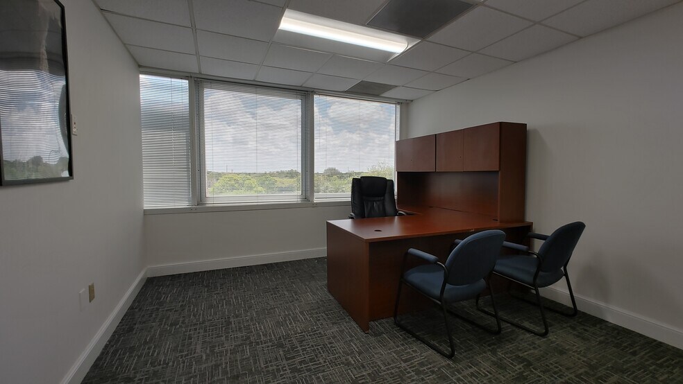 More Photos Of 210 N University Dr, Coral Springs Office For Lease
