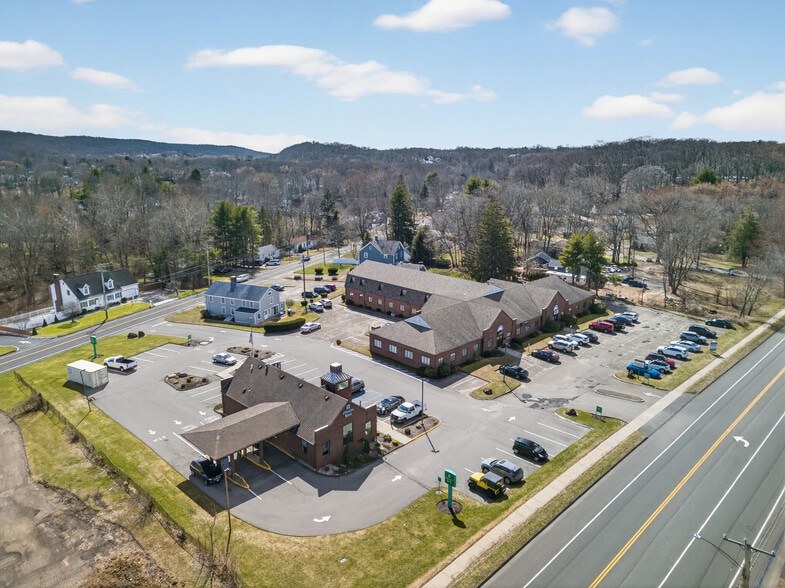 More Photos Of 444 Foxon Rd, East Haven Office For Sale
