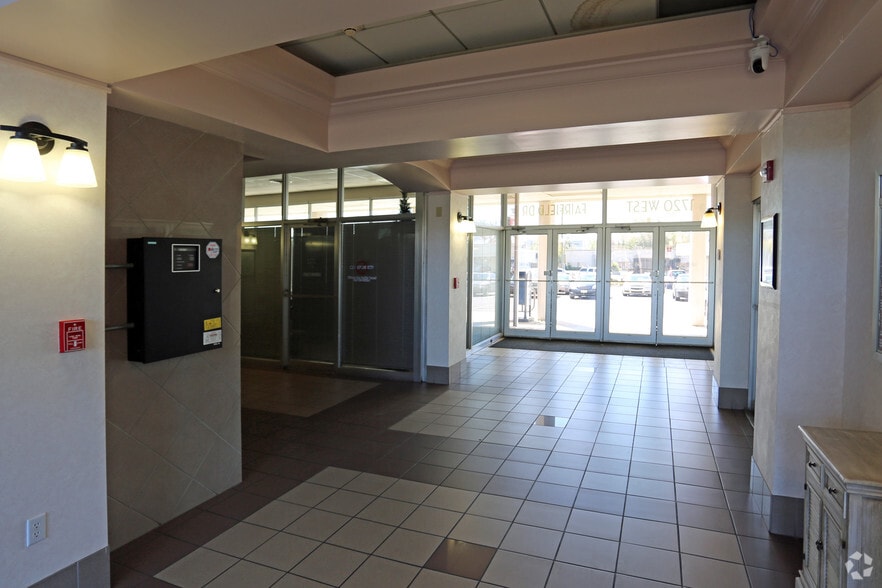 More Photos Of 1720 W Fairfield Dr, Pensacola Medical For Lease