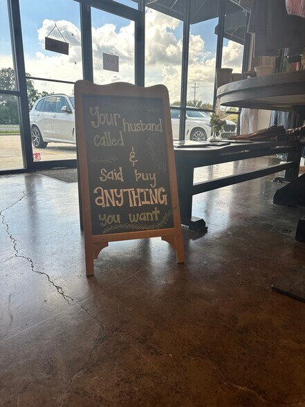 More Photos Of 36483 Old Perkins Rd, Prairieville Storefront Retail Office For Lease