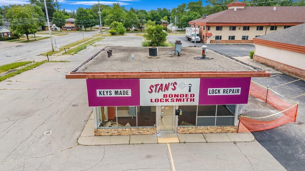 More Photos Of 3307 Davenport Ave, Saginaw Auto Repair For Sale
