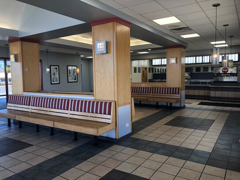 More Photos Of 6300 Lakeside Rd, Plano Fast Food For Lease