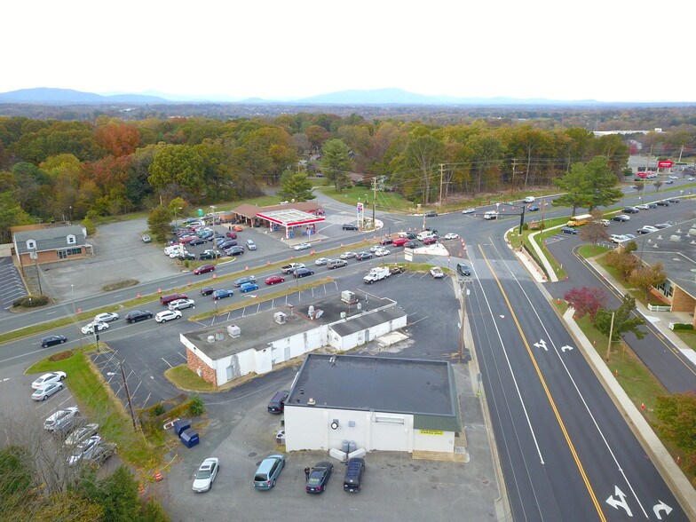 More Photos Of 7106 Timberlake Rd, Lynchburg General Retail For Sale