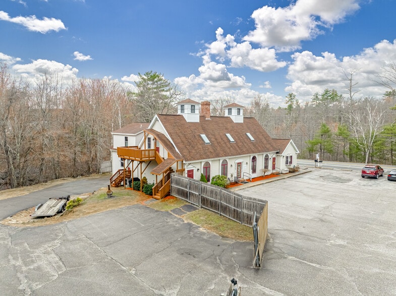 Primary Photo Of 343 Main St, Sandown Office For Sale