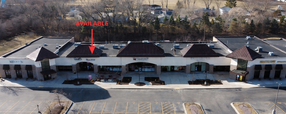 More Photos Of 325 Bay View Rd, Mukwonago Unknown For Lease
