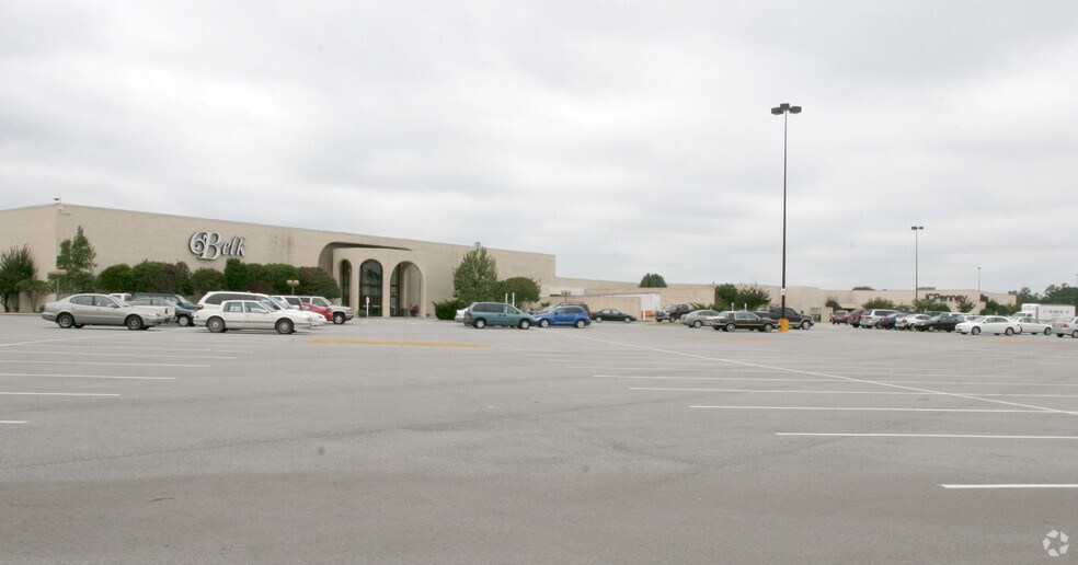 More Photos Of 375 Jacksonville Mall, Jacksonville Unknown For Lease