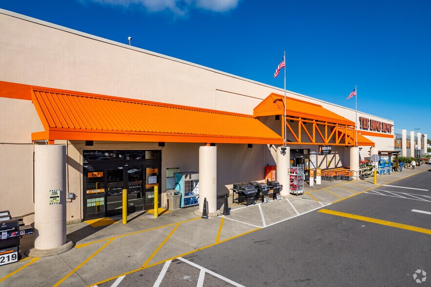 More Photos Of 30190-30218 US Hwy 19 N, Clearwater Unknown For Lease