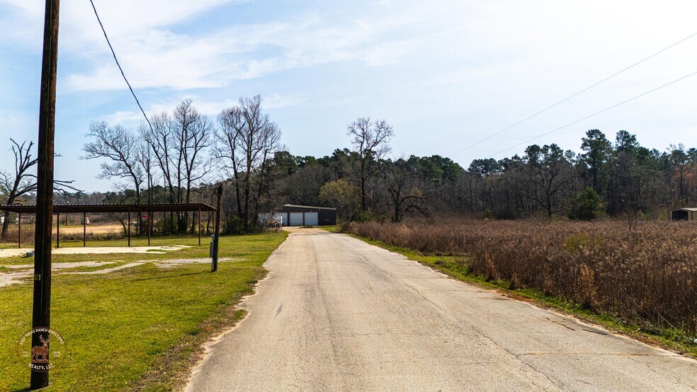 More Photos Of 682 FM 2021, Lufkin Warehouse For Sale
