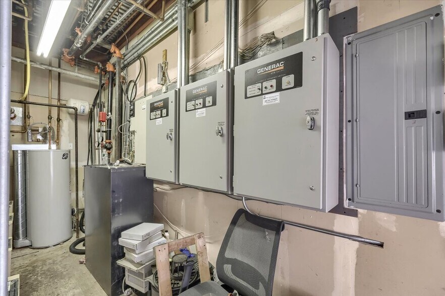 More Photos Of 8 Revolutionary Rd, Ossining Medical For Lease