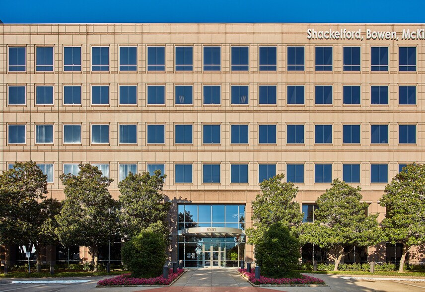 More Photos Of 9201 N Central Expy, Dallas Office For Lease