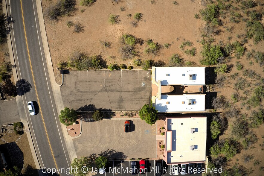 More Photos Of 781 Cove Pky, Cottonwood Medical For Lease