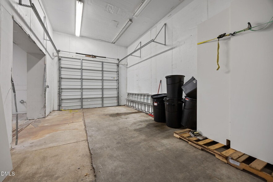 More Photos Of 1665 N Market Dr, Raleigh Light Manufacturing For Lease