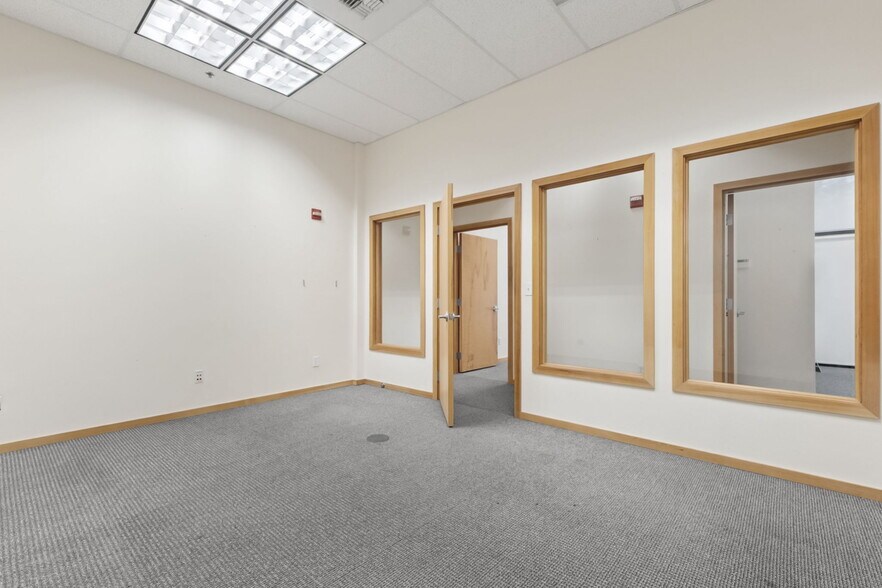 More Photos Of 612 S 227th St, Des Moines Apartments For Sale