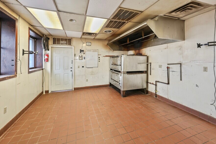 More Photos Of 105 1st St W, Milaca Multifamily For Sale