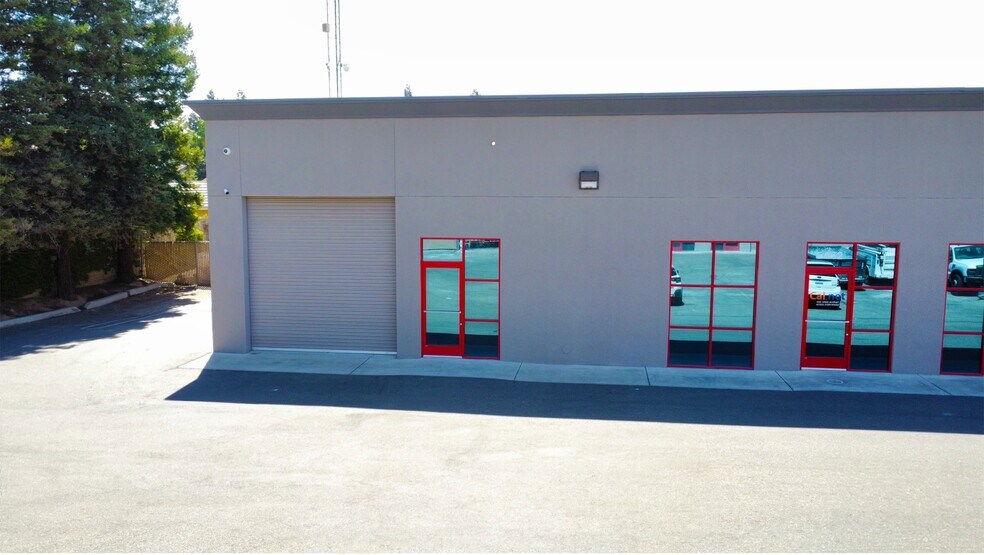 More Photos Of 5462 Pirrone Rd, Salida Research And Development For Lease