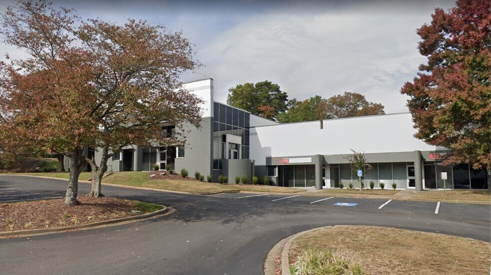 More Photos Of 1335 Capital Circle, Marietta Unknown For Lease