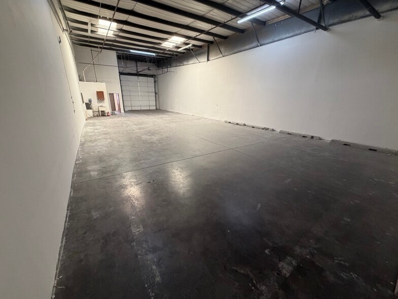 More Photos Of 2649 E Mulberry St, Fort Collins Warehouse For Lease