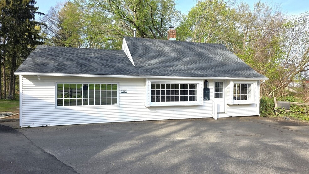 Primary Photo Of 1297 Main St, Watertown Office For Lease