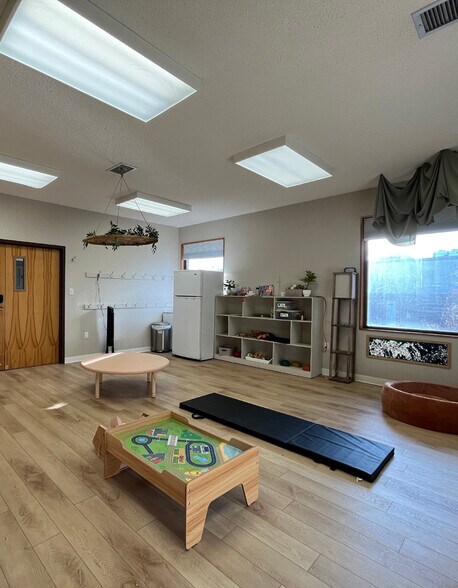 More Photos Of 101 6 St SE, Medicine Hat Religious Facility For Lease