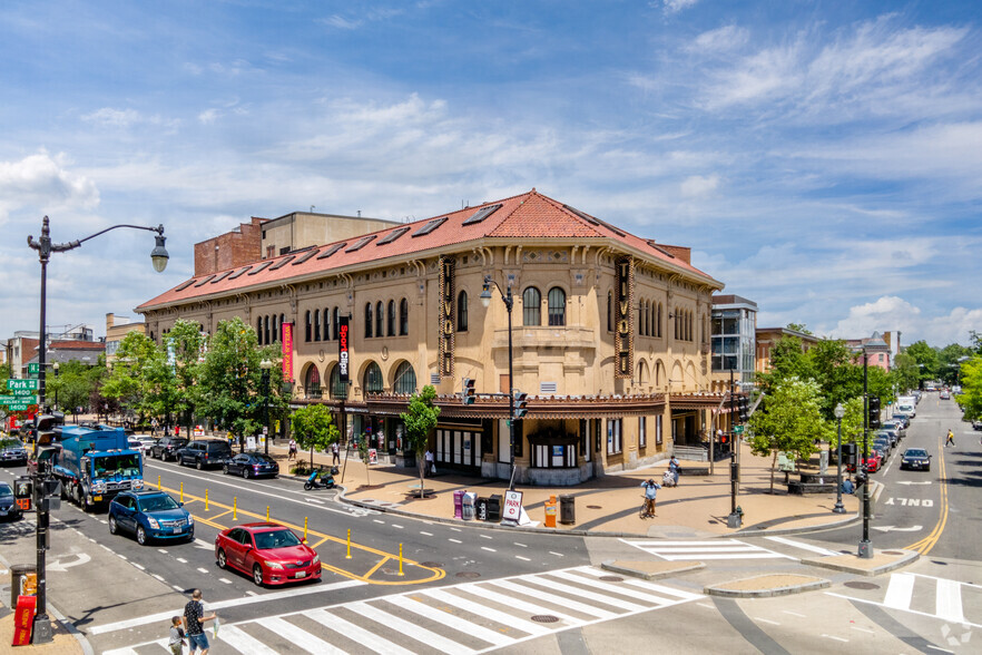 Primary Photo Of 3333-3365 14th St NW, Washington Restaurant For Lease