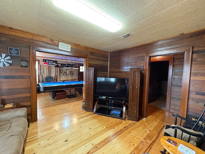 More Photos Of 5599 US Highway 371, Rosston General Retail For Sale