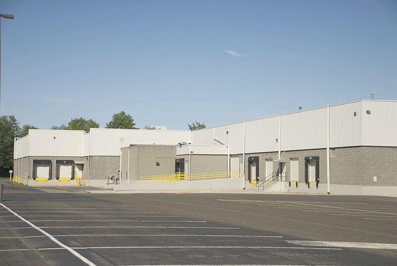 More Photos Of 13000 Midlantic Dr, Mount Laurel Light Distribution For Lease