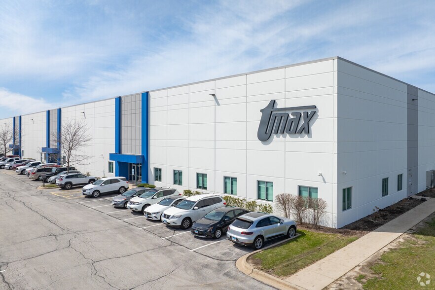 Primary Photo Of 1207 Bilter Rd, Aurora Distribution For Lease