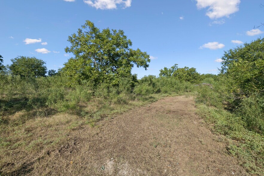More Photos Of 13146 Galm Rd, San Antonio Land For Sale