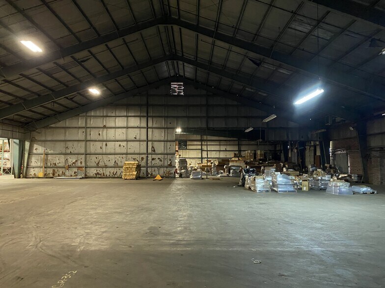 More Photos Of 1610 Waterworks Rd, Columbus Warehouse For Sale