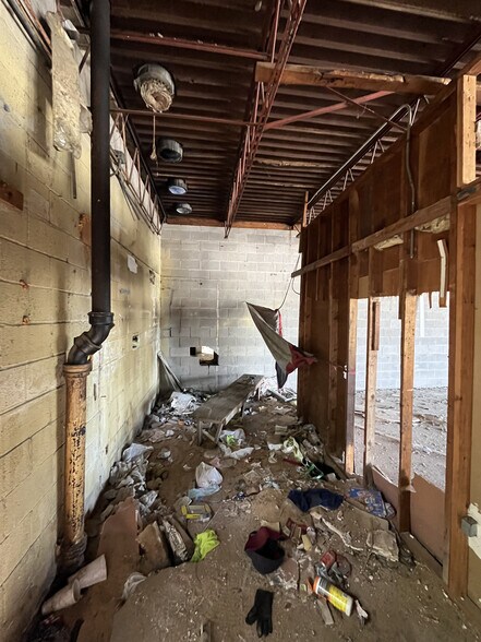 More Photos Of 6512-6528 N Peoria Ave, Tulsa General Retail For Sale