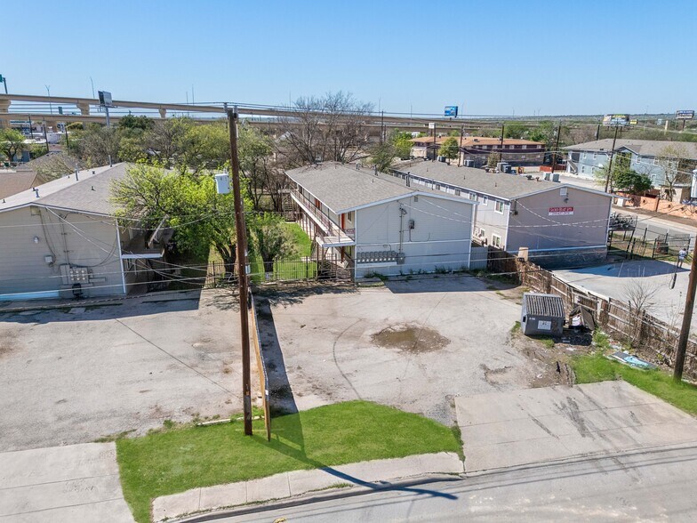 More Photos Of 2807 Observation Dr, San Antonio Apartments For Sale