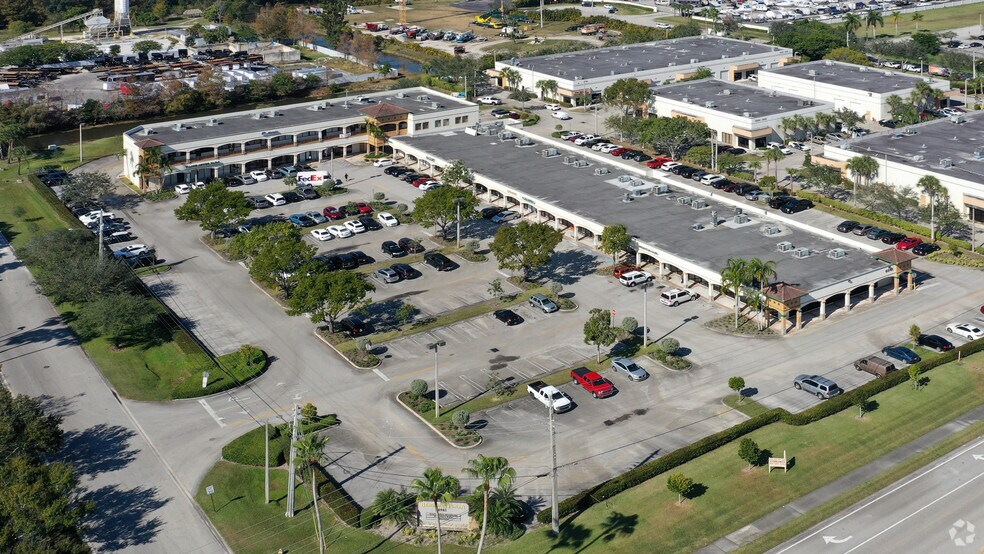 More Photos Of 6941 SW 196th Ave, Pembroke Pines Storefront Retail Office For Lease
