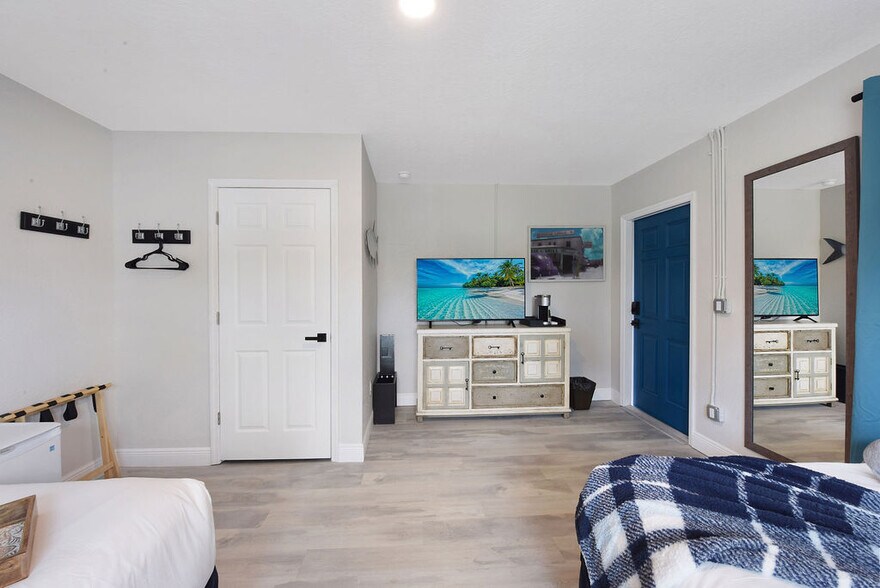 More Photos Of 2431 Gulf To Bay Blvd, Clearwater Hotel For Sale