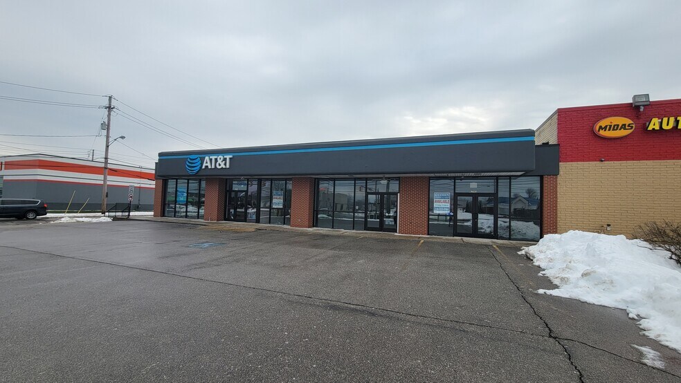 Primary Photo Of 6290-6294 Mayfield Rd, Mayfield Heights Storefront For Lease