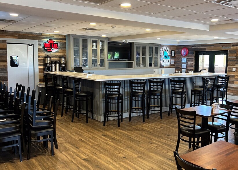 More Photos Of 1510 US Highway 59 South Loop, Livingston Hotel For Sale