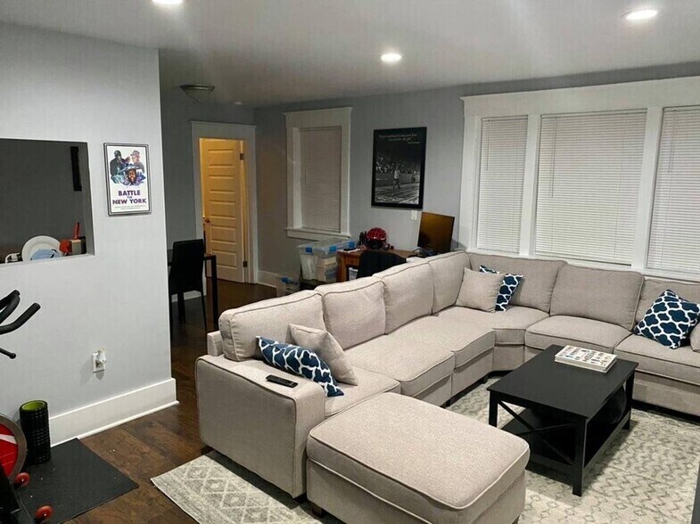 More Photos Of 272 Colvin Ave, Buffalo Apartments For Sale