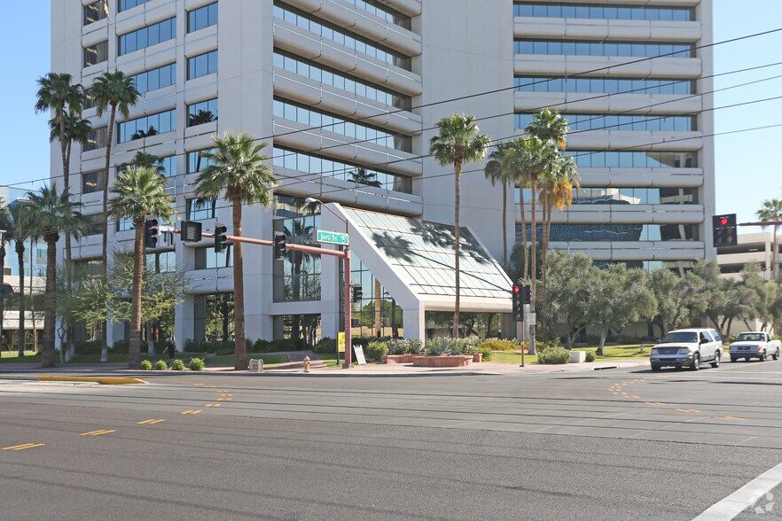 More Photos Of 3101-3111 N Central Ave, Phoenix Office For Lease