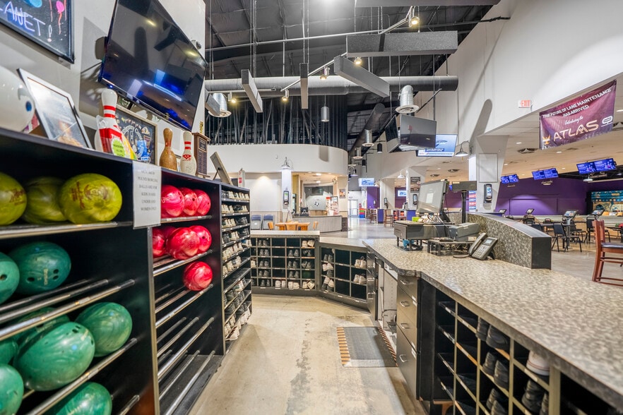 More Photos Of 13027 TX-105 E, Cut And Shoot Sports And Entertainment For Sale
