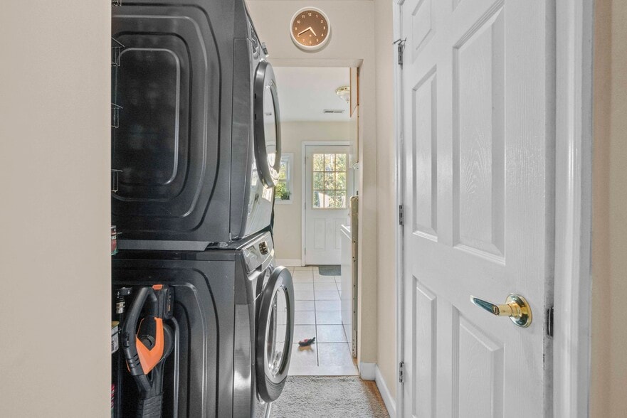 More Photos Of 5011 Roland Ave, Baltimore Apartments For Sale