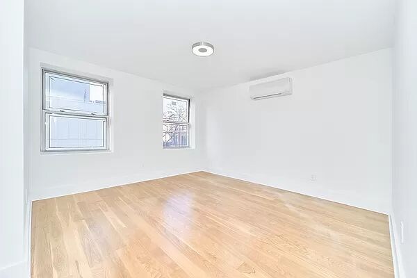 More Photos Of , Brooklyn Unknown For Sale