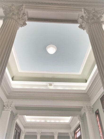 More Photos Of 1201 Felix St, Saint Joseph Lodge Meeting Hall For Sale