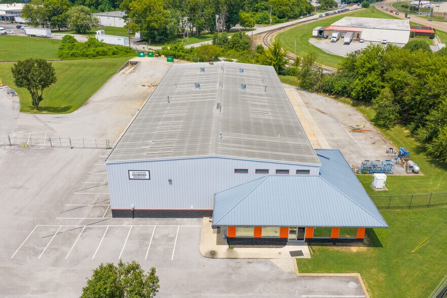 More Photos Of 2005 Riverside Dr, Chattanooga Industrial For Lease