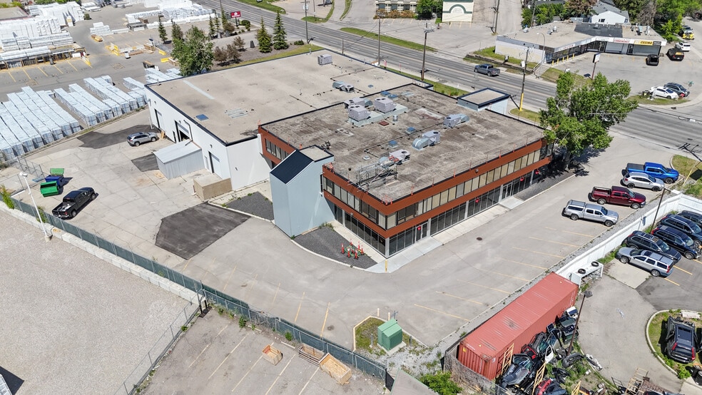 More Photos Of 7207 Fairmount Dr SE, Calgary Storefront Retail Office For Lease