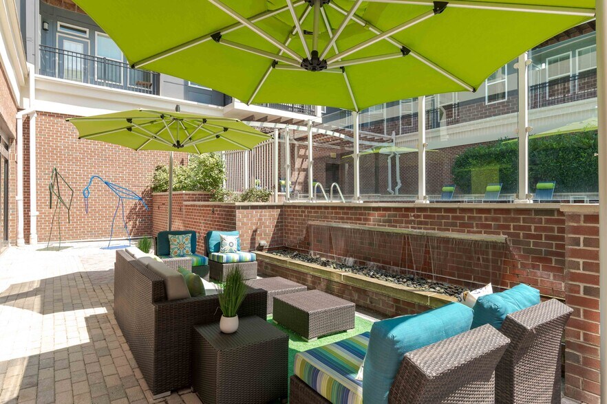 More Photos Of 101 N Wolfe St, Baltimore Apartments For Lease