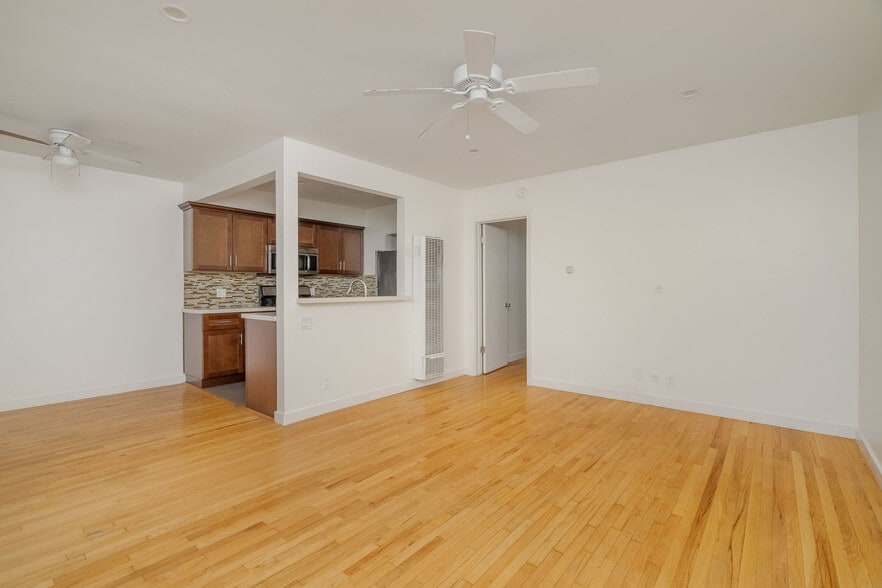 More Photos Of 612 Aerick St, Inglewood Apartments For Sale